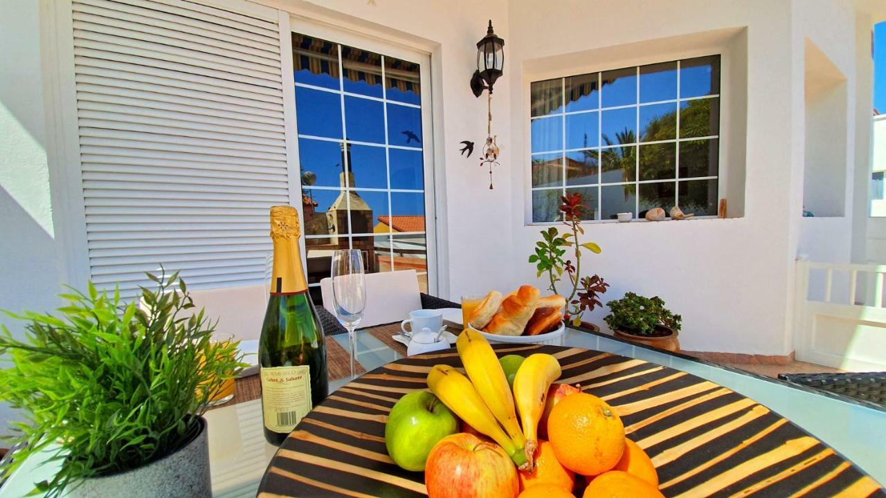 Ferienhaus Casa Blanca - Tarajalejo - Glasfaserinternet - Meerblick Екстер'єр фото