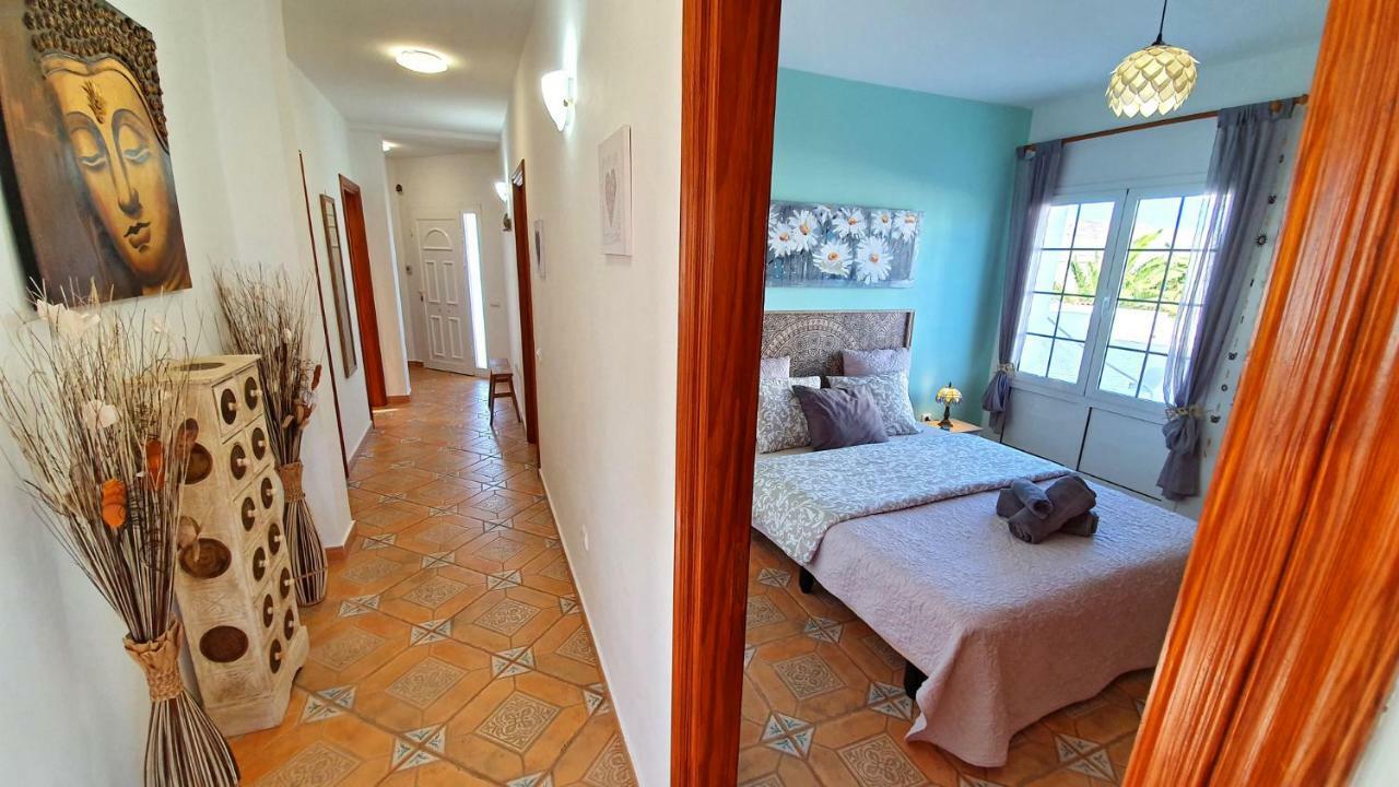 Ferienhaus Casa Blanca - Tarajalejo - Glasfaserinternet - Meerblick Екстер'єр фото
