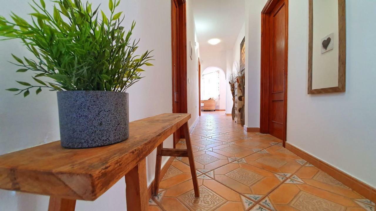 Ferienhaus Casa Blanca - Tarajalejo - Glasfaserinternet - Meerblick Екстер'єр фото
