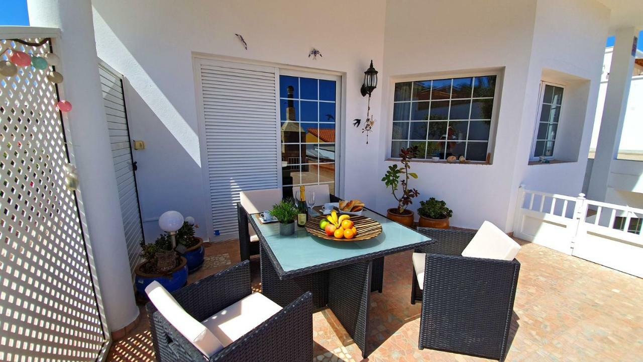 Ferienhaus Casa Blanca - Tarajalejo - Glasfaserinternet - Meerblick Екстер'єр фото