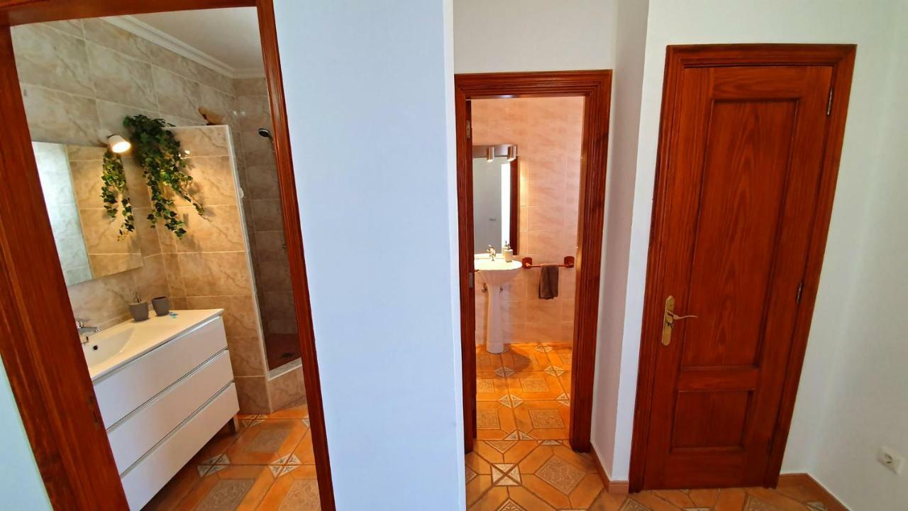Ferienhaus Casa Blanca - Tarajalejo - Glasfaserinternet - Meerblick Екстер'єр фото